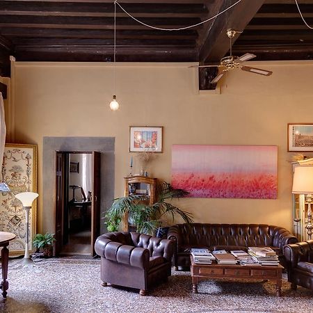 B&B La Romea ลุคคา ภายนอก รูปภาพ